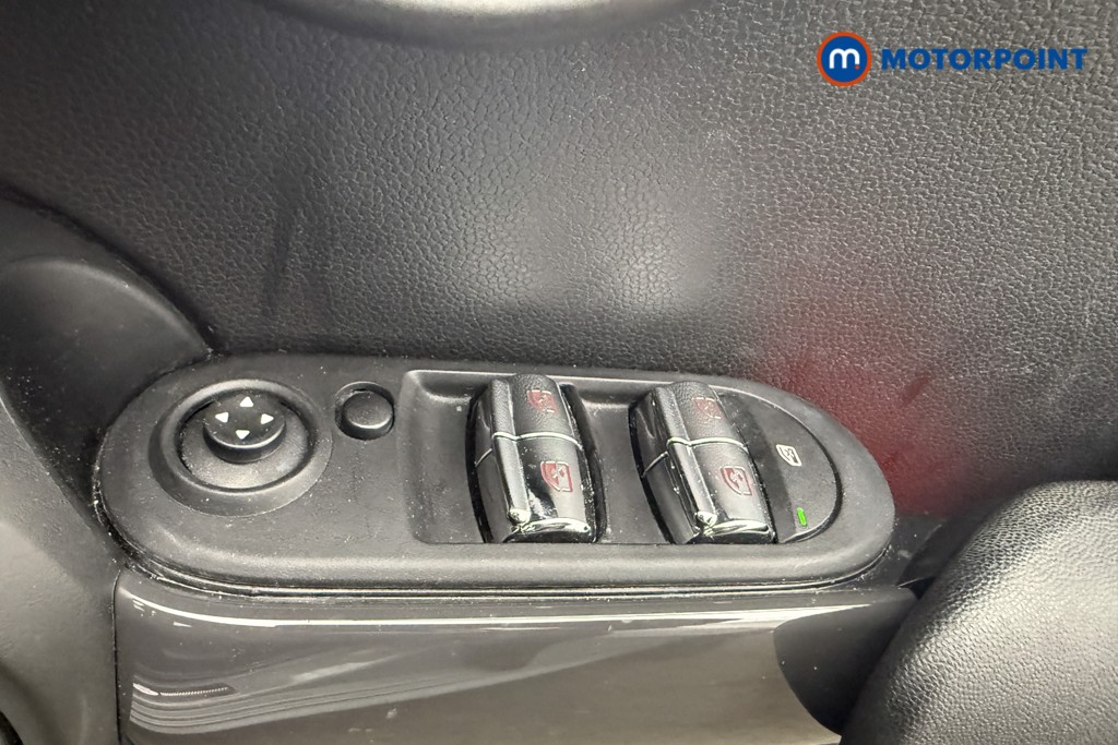 Mini Hatchback Cooper Sport Manual Petrol Hatchback - Stock Number (1563525) - 16th supplementary image