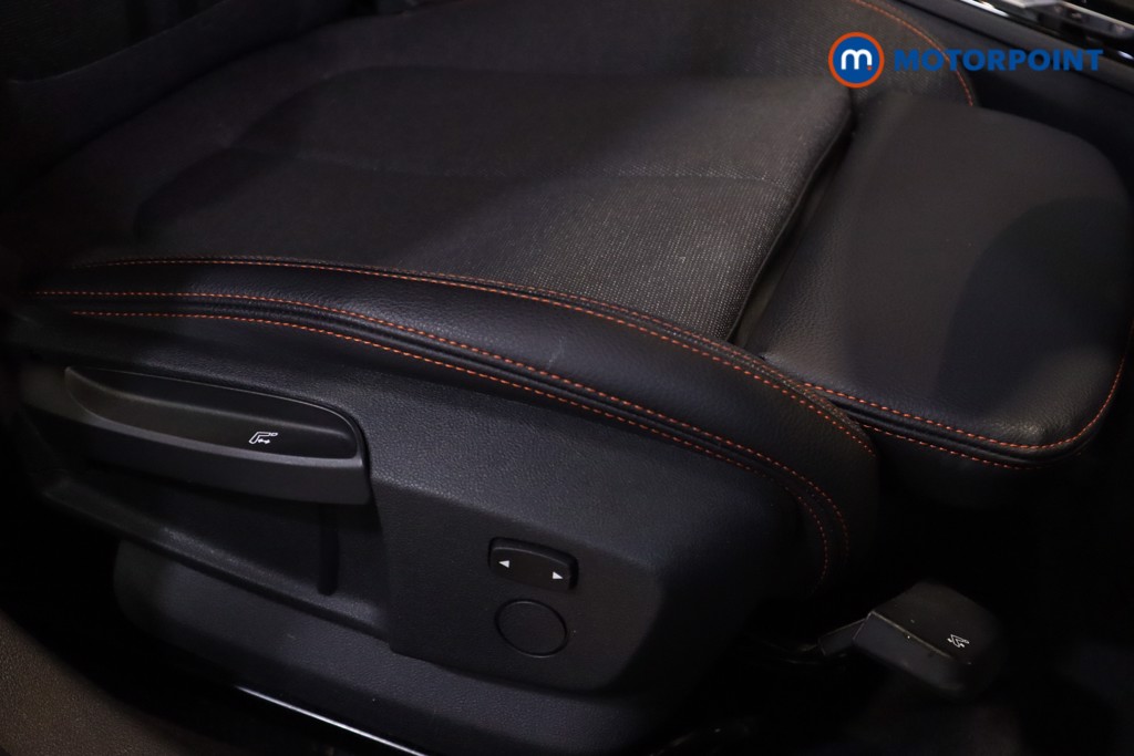 BMW 2 Series Sport Automatic Petrol Saloon - Stock Number (1563633) - 7th supplementary image