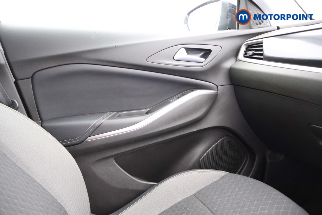 Vauxhall Grandland SRI Manual Petrol SUV - Stock Number (1563980) - 7th supplementary image