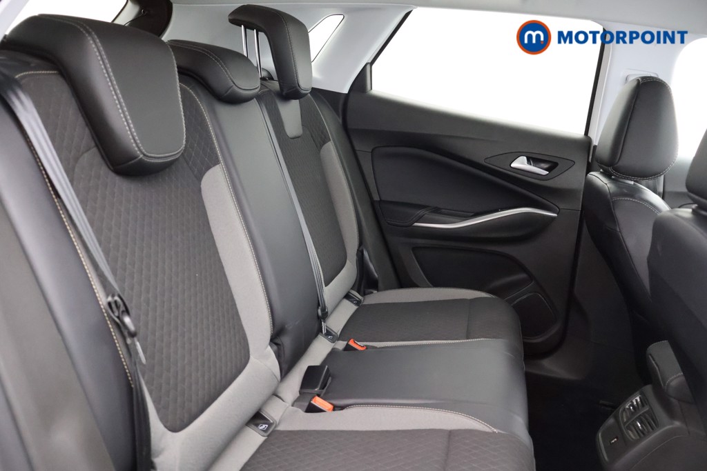 Vauxhall Grandland SRI Manual Petrol SUV - Stock Number (1563980) - 14th supplementary image