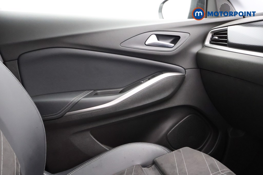 Vauxhall Grandland Ultimate Manual Petrol SUV - Stock Number (1563981) - 6th supplementary image