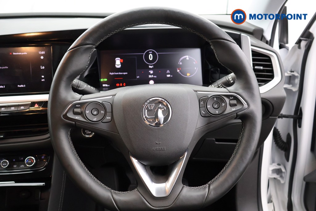 Vauxhall Grandland Ultimate Manual Petrol SUV - Stock Number (1563981) - 1st supplementary image