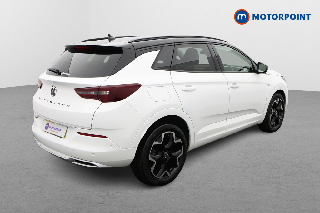 Vauxhall Grandland Ultimate Manual Petrol SUV - Stock Number (1563981) - Drivers side rear corner