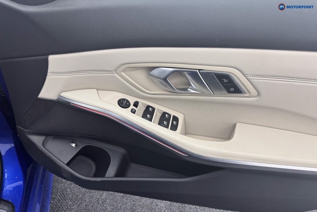 BMW 3 Series M Sport Automatic Petrol Plug-In Hybrid Saloon - Stock Number (1564038) - 16th supplementary image