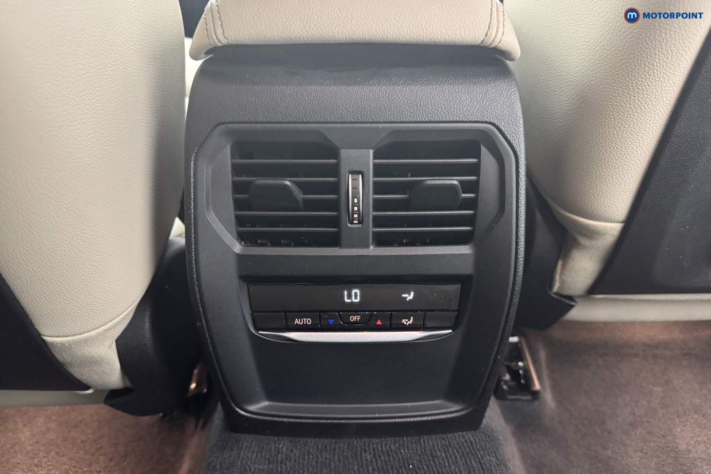 BMW 3 Series M Sport Automatic Petrol Plug-In Hybrid Saloon - Stock Number (1564038) - 18th supplementary image