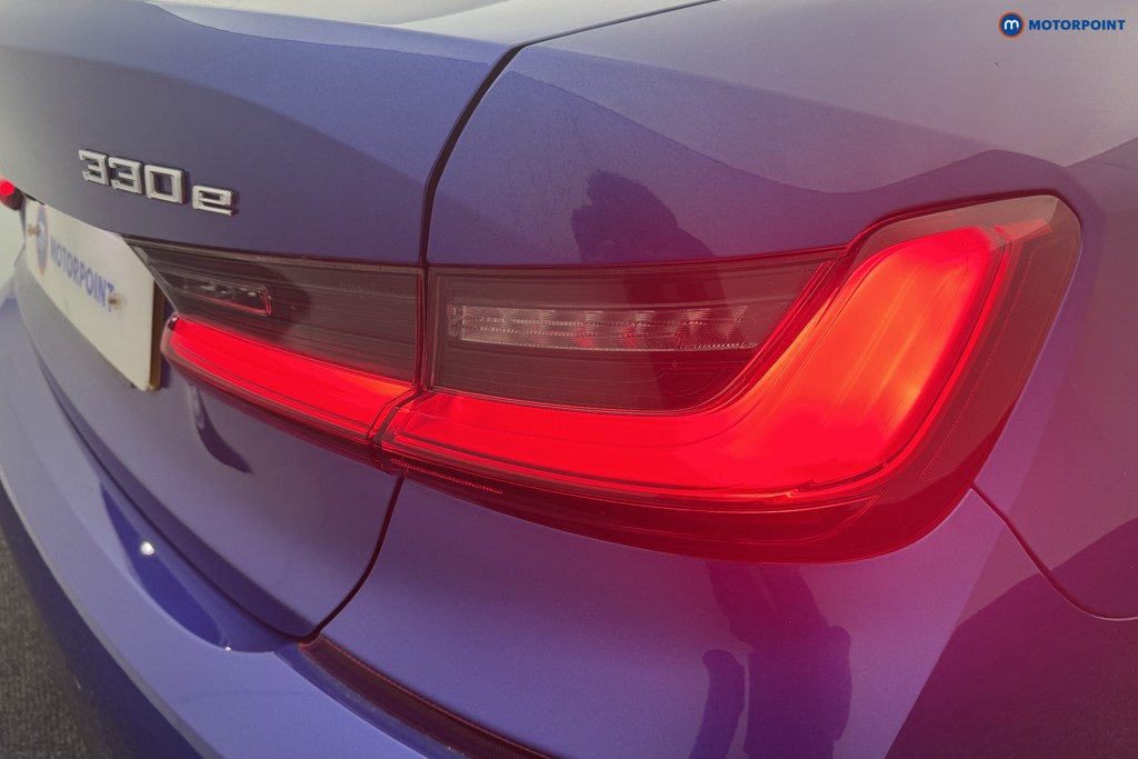 BMW 3 Series M Sport Automatic Petrol Plug-In Hybrid Saloon - Stock Number (1564038) - 22nd supplementary image