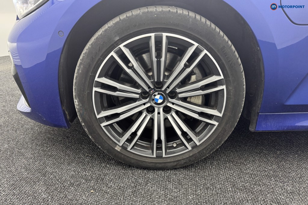 BMW 3 Series M Sport Automatic Petrol Plug-In Hybrid Saloon - Stock Number (1564038) - 27th supplementary image