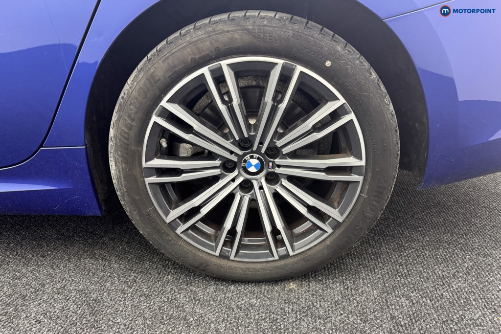 BMW 3 Series M Sport Automatic Petrol Plug-In Hybrid Saloon - Stock Number (1564038) - 28th supplementary image