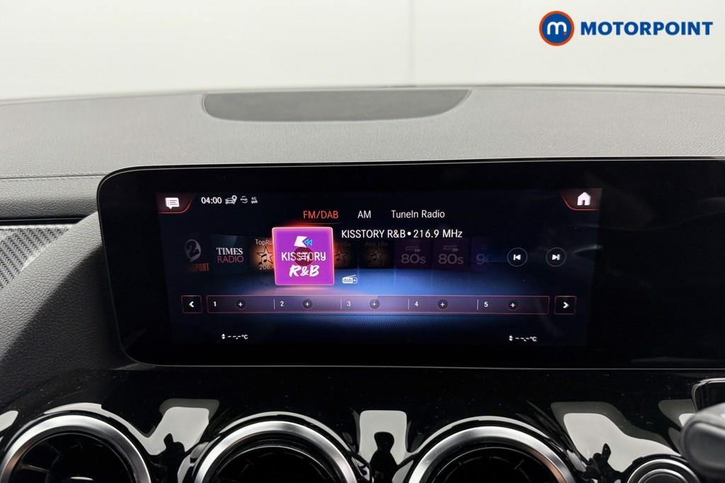 Mercedes-Benz GLA Exclusive Edition Automatic Petrol Plug-In Hybrid SUV - Stock Number (1564125) - 6th supplementary image
