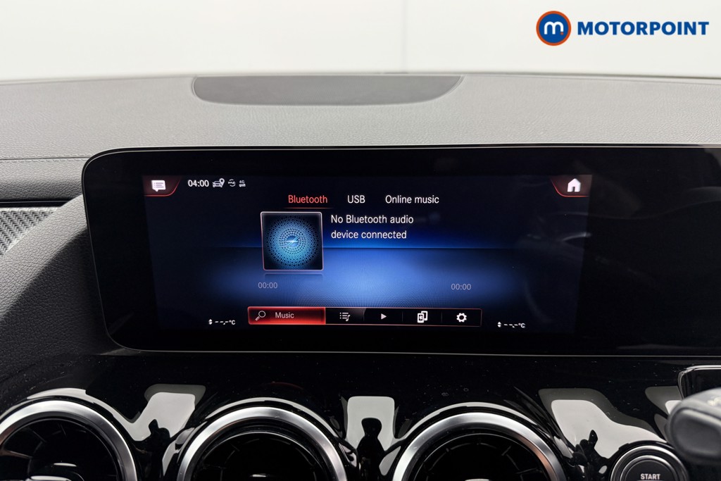 Mercedes-Benz GLA Exclusive Edition Automatic Petrol Plug-In Hybrid SUV - Stock Number (1564125) - 7th supplementary image