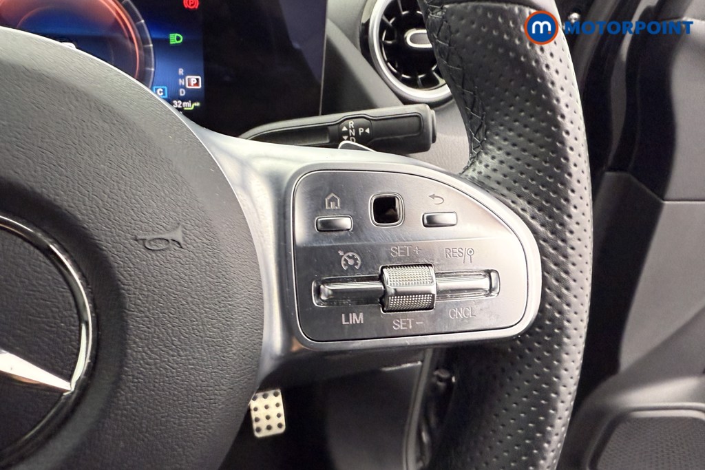 Mercedes-Benz GLA Exclusive Edition Automatic Petrol Plug-In Hybrid SUV - Stock Number (1564125) - 13th supplementary image