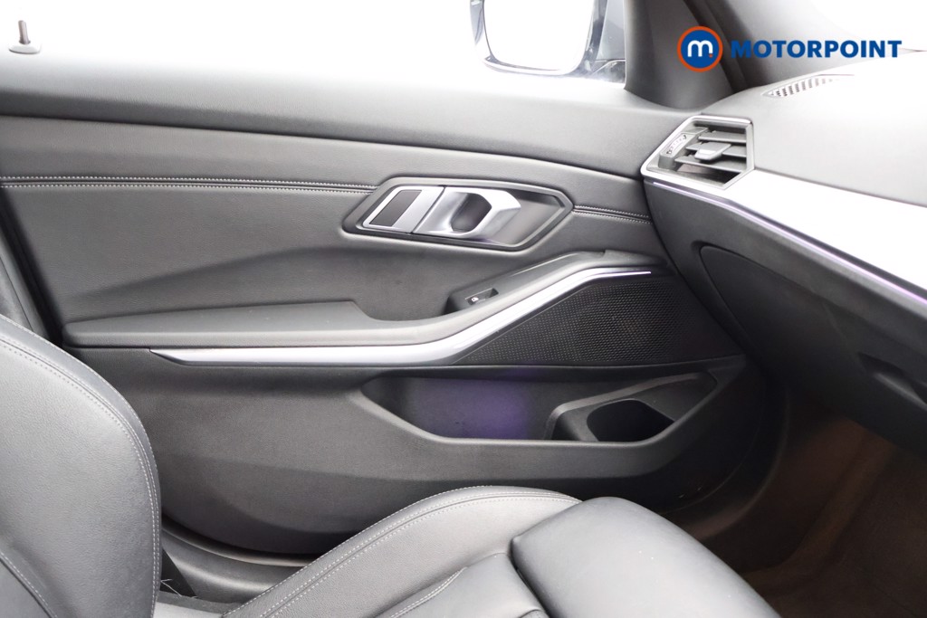 BMW 3 Series M Sport Automatic Diesel Saloon - Stock Number (1564199) - 7th supplementary image