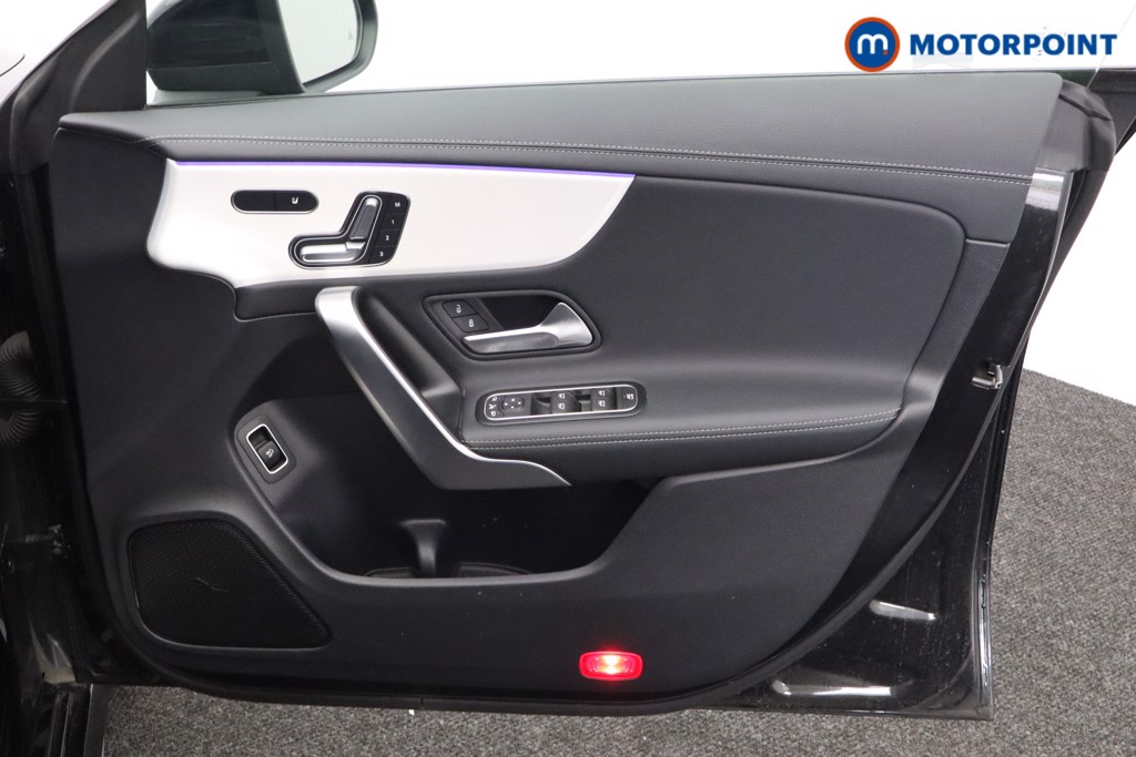 Mercedes-Benz CLA Amg Line Automatic Diesel Estate - Stock Number (1564215) - 16th supplementary image