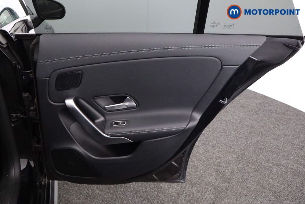 Mercedes-Benz CLA Amg Line Automatic Diesel Estate - Stock Number (1564215) - 18th supplementary image