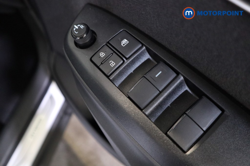 Toyota Yaris Cross Icon Automatic Petrol-Electric Hybrid Estate - Stock Number (1564249) - 9th supplementary image