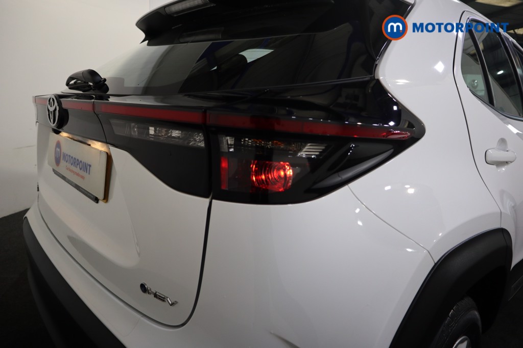 Toyota Yaris Cross Icon Automatic Petrol-Electric Hybrid Estate - Stock Number (1564249) - 19th supplementary image