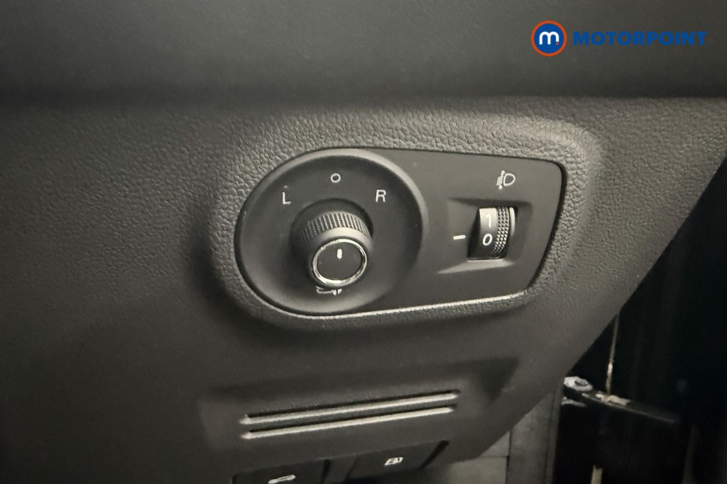 Mg Motor Uk ZS Exclusive Manual Petrol SUV - Stock Number (1564275) - 11th supplementary image