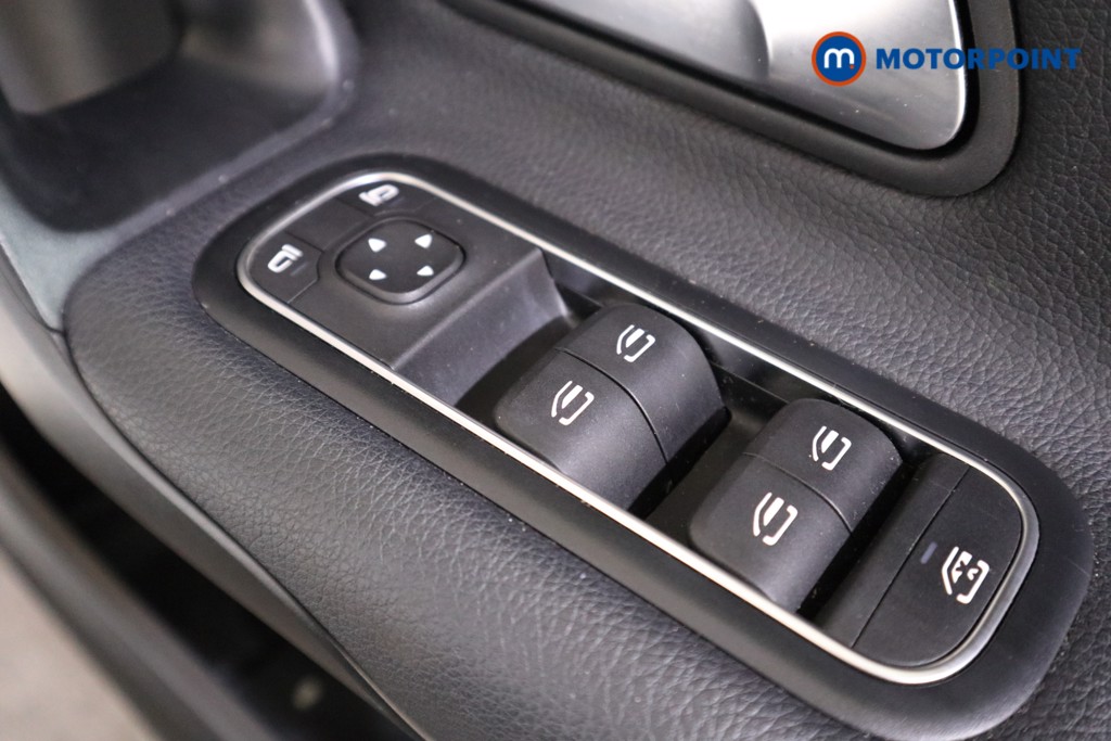 Mercedes-Benz A Class SE Manual Petrol Hatchback - Stock Number (1564719) - 13th supplementary image