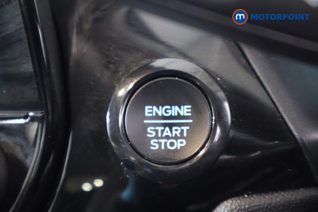 Ford Fiesta Titanium Manual Petrol Hatchback - Stock Number (1564743) - 13th supplementary image
