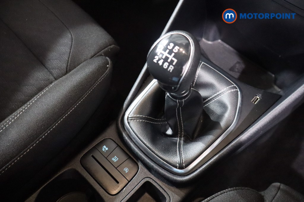 Ford Fiesta Titanium Manual Petrol Hatchback - Stock Number (1564743) - 14th supplementary image