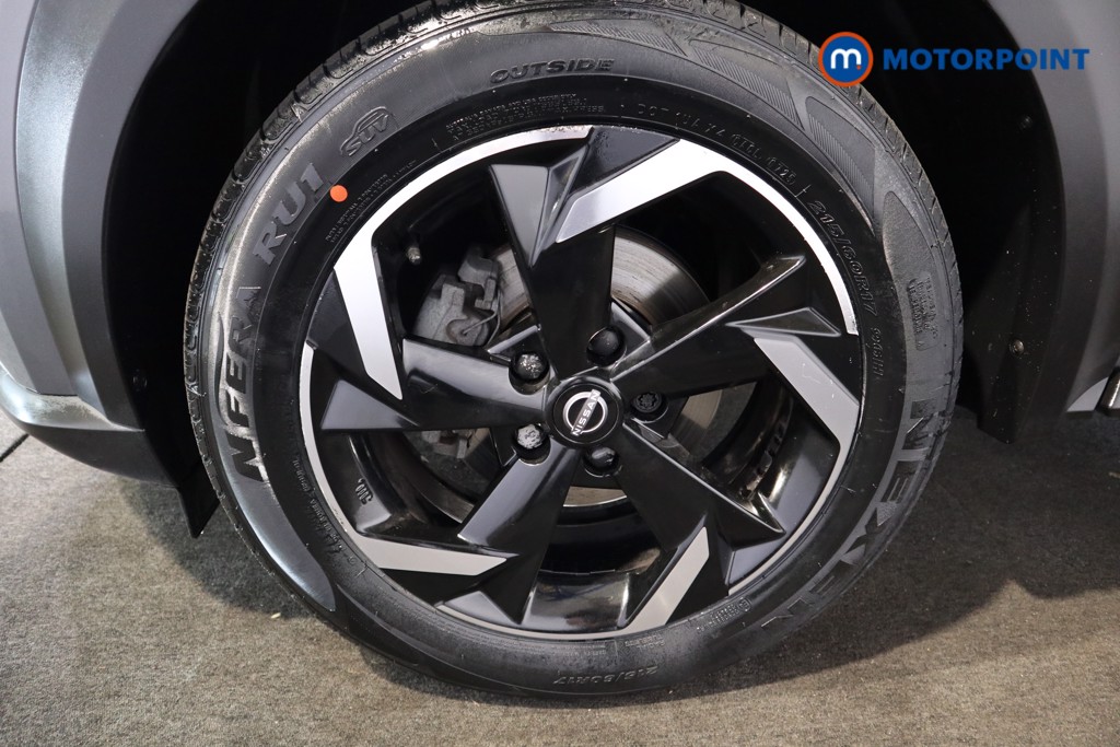 Nissan Juke N-Connecta Automatic Petrol SUV - Stock Number (1564963) - 16th supplementary image