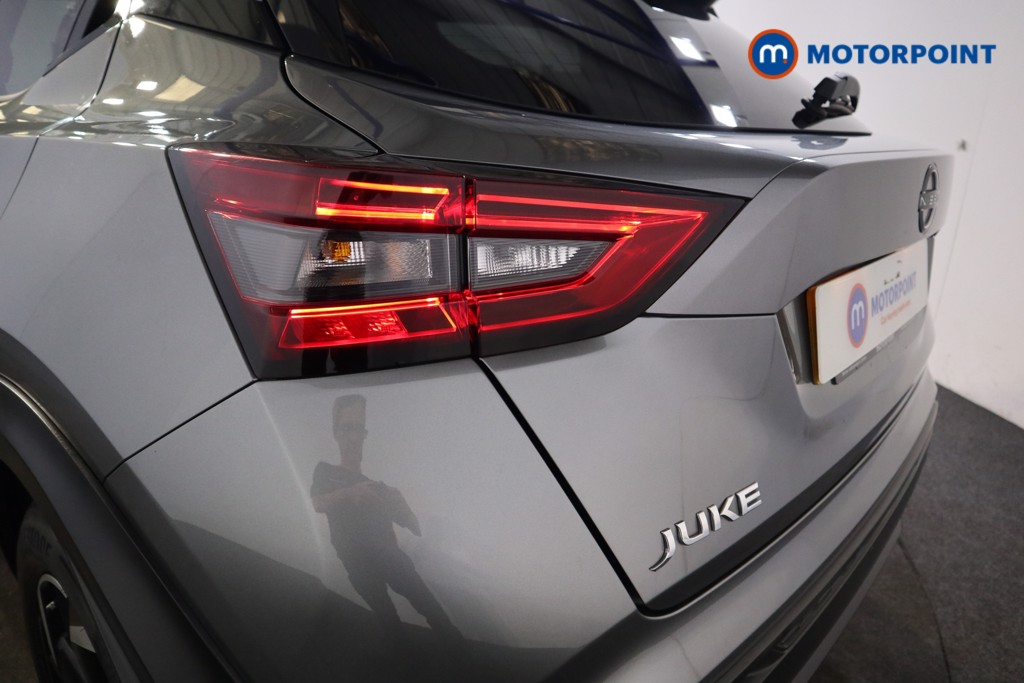 Nissan Juke N-Connecta Automatic Petrol SUV - Stock Number (1564963) - 20th supplementary image