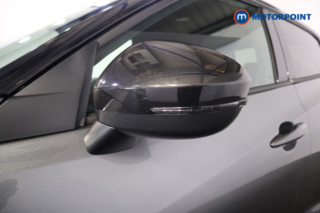 Nissan Juke N-Connecta Automatic Petrol SUV - Stock Number (1564963) - 23rd supplementary image
