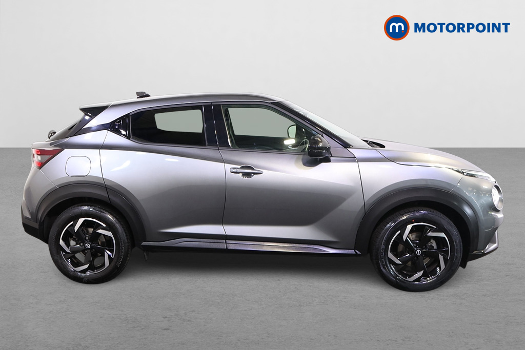 Nissan Juke N-Connecta Automatic Petrol SUV - Stock Number (1564963) - Drivers side