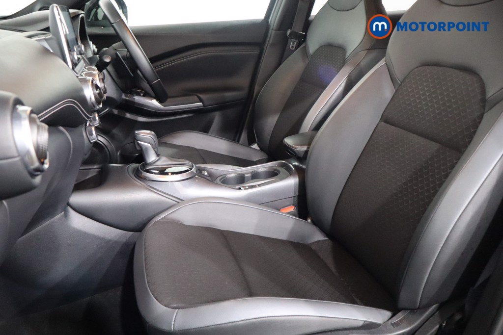 Nissan Juke N-Connecta Automatic Petrol SUV - Stock Number (1564971) - 4th supplementary image