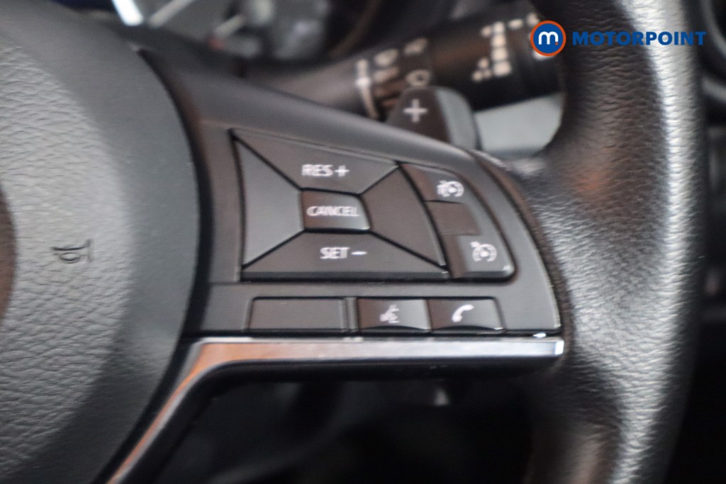 Nissan Juke N-Connecta Automatic Petrol SUV - Stock Number (1564971) - 8th supplementary image