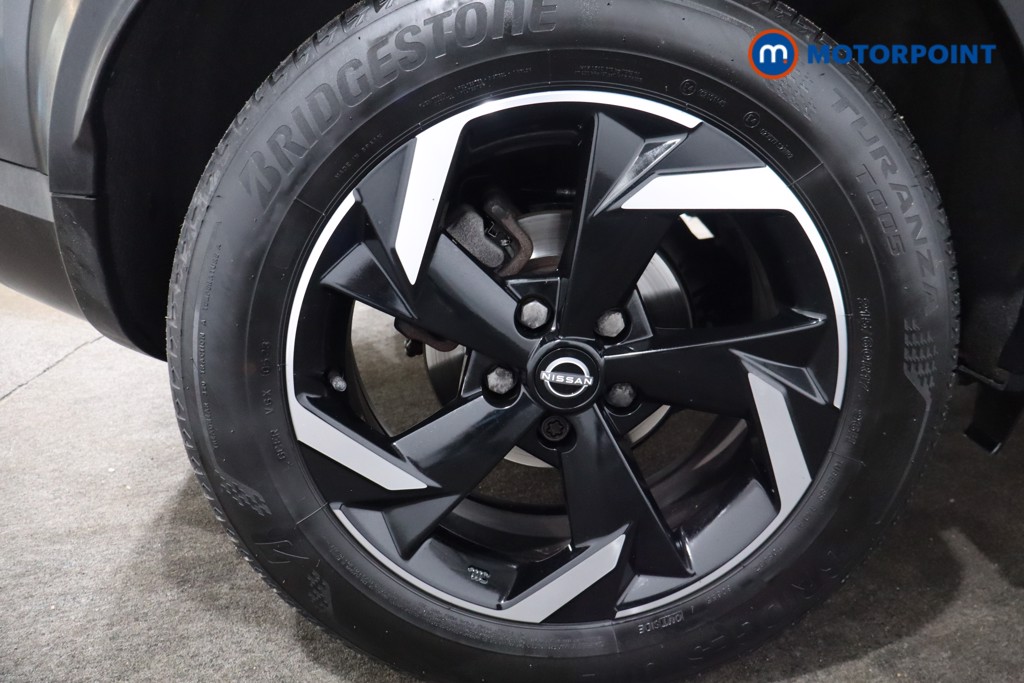 Nissan Juke N-Connecta Automatic Petrol SUV - Stock Number (1564971) - 9th supplementary image