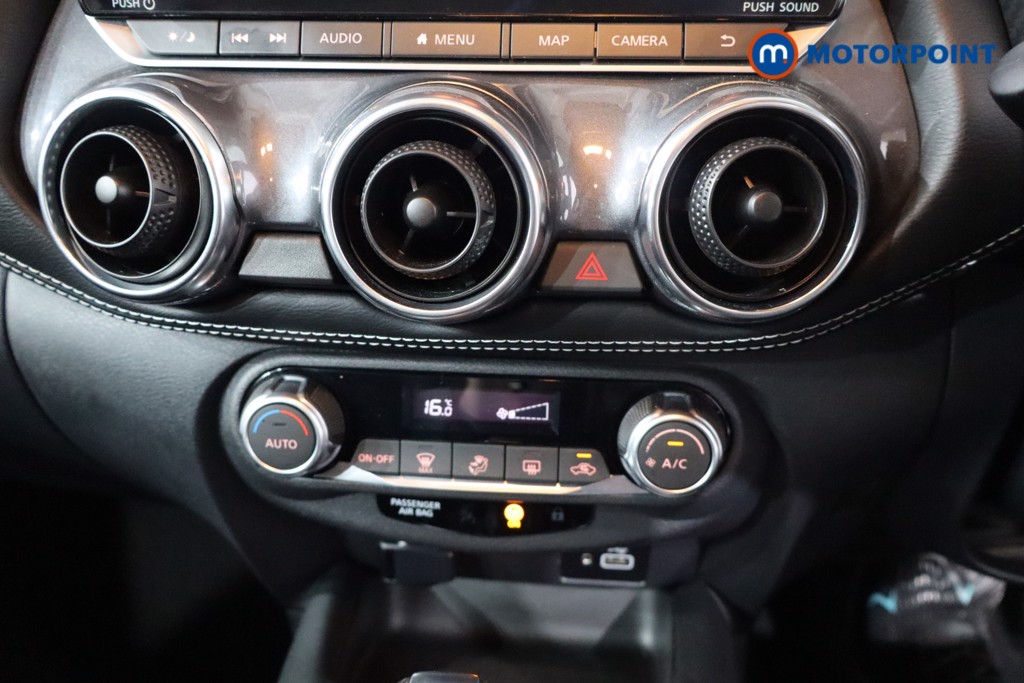 Nissan Juke N-Connecta Automatic Petrol SUV - Stock Number (1564971) - 16th supplementary image