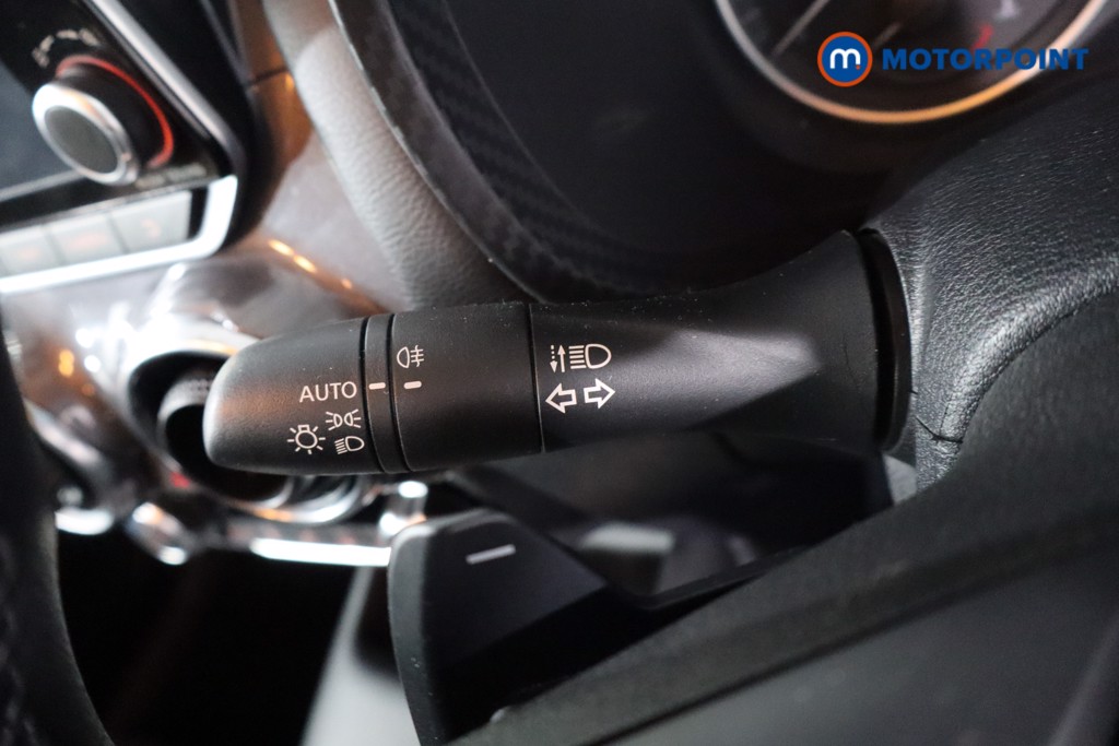 Nissan Juke N-Connecta Automatic Petrol SUV - Stock Number (1564971) - 23rd supplementary image
