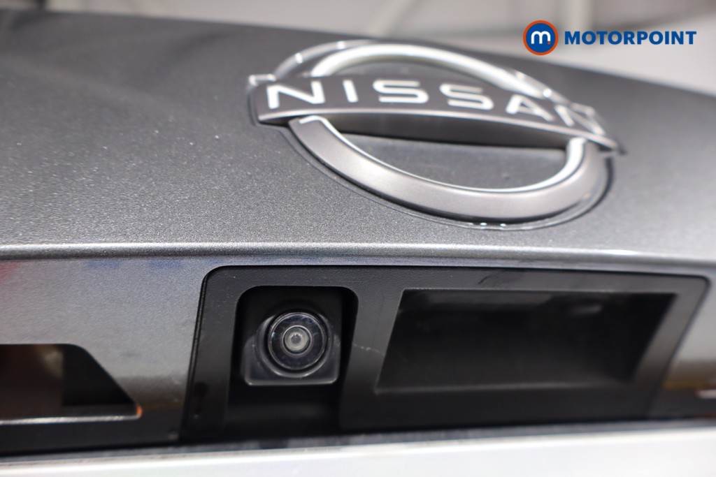 Nissan Juke N-Connecta Automatic Petrol SUV - Stock Number (1564971) - 33rd supplementary image