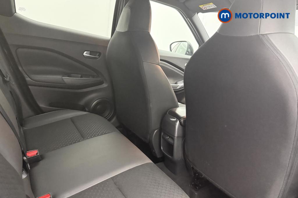 Nissan Juke N-Connecta Automatic Petrol SUV - Stock Number (1564977) - 5th supplementary image