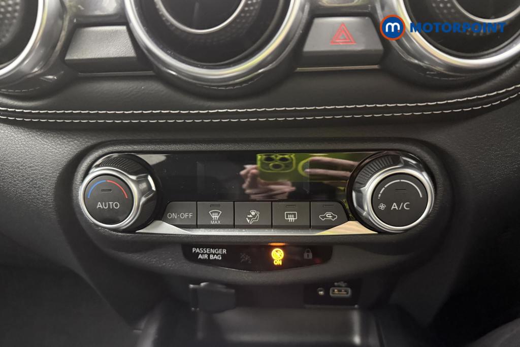 Nissan Juke N-Connecta Automatic Petrol SUV - Stock Number (1564977) - 13th supplementary image