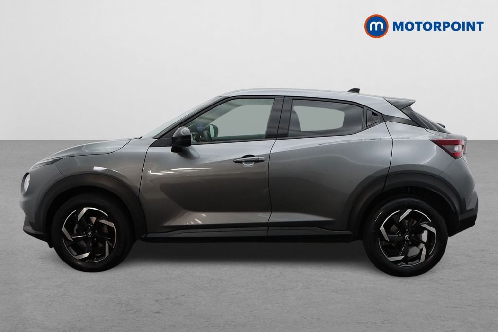 Nissan Juke N-Connecta Automatic Petrol SUV - Stock Number (1564977) - Passenger side