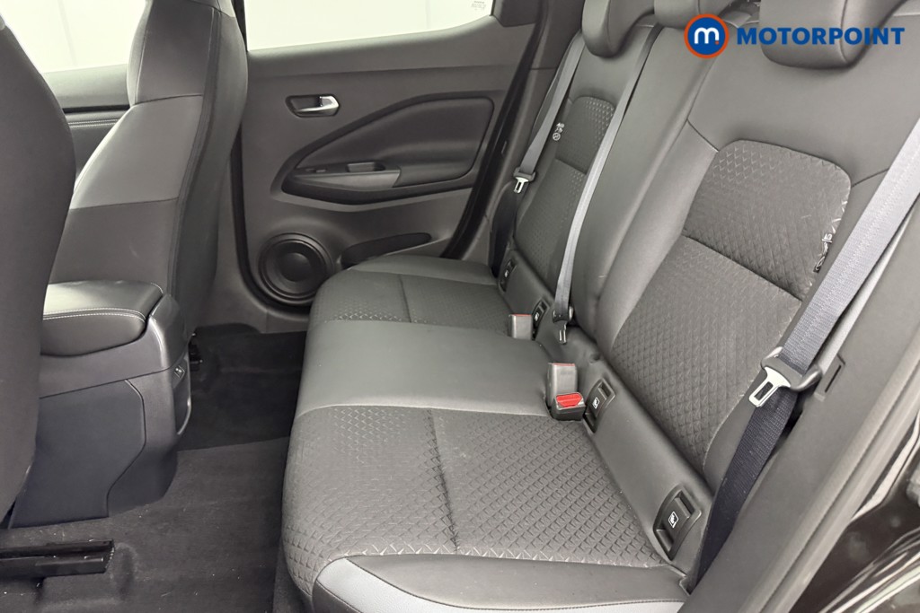 Nissan Juke N-Connecta Automatic Petrol SUV - Stock Number (1564984) - 23rd supplementary image