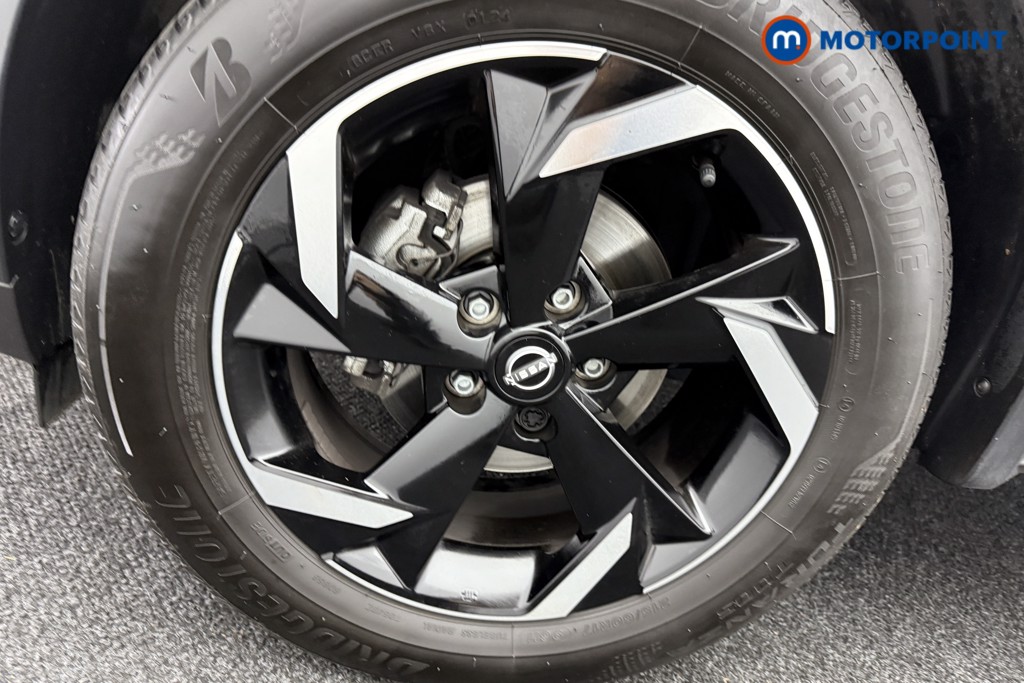 Nissan Juke N-Connecta Automatic Petrol SUV - Stock Number (1564984) - 29th supplementary image