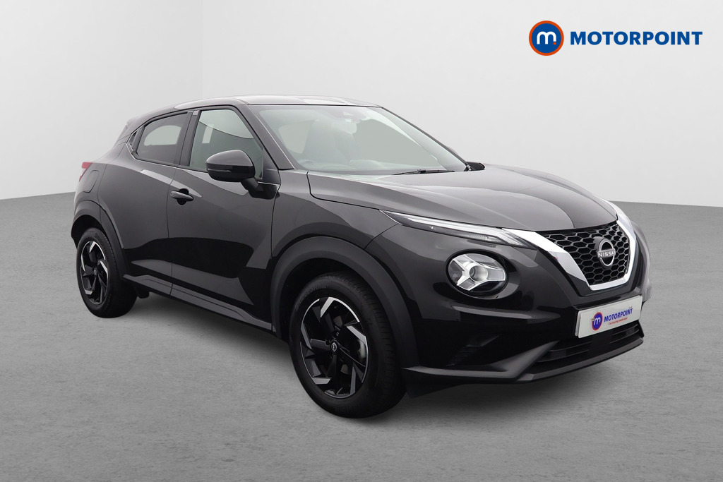 Nissan Juke N-Connecta Automatic Petrol SUV - Stock Number (1564984) - Drivers side front corner
