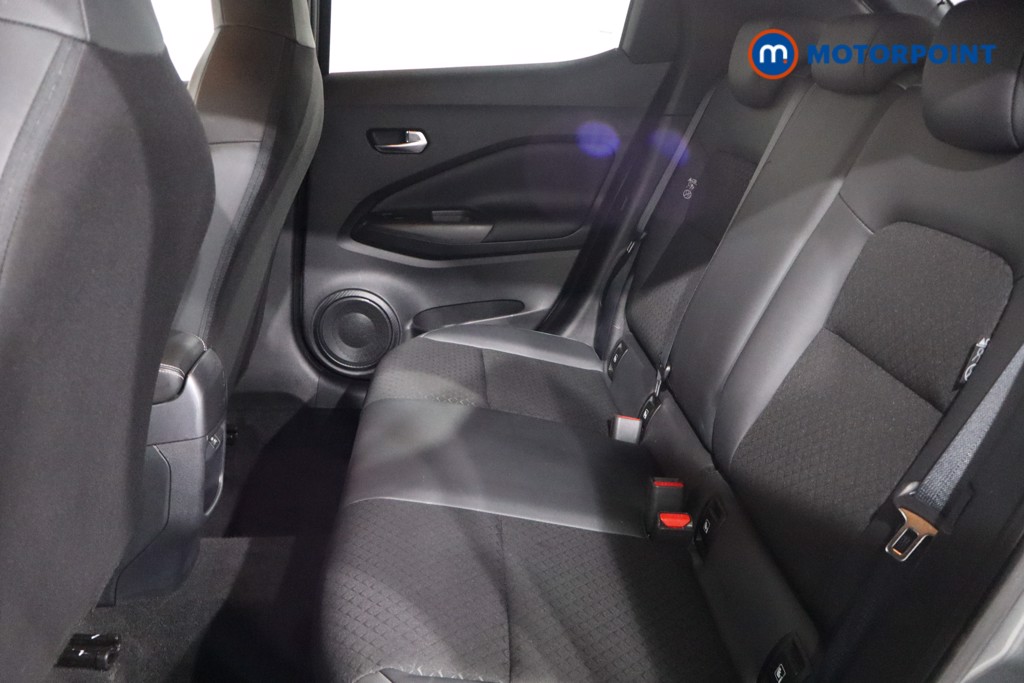 Nissan Juke N-Connecta Automatic Petrol SUV - Stock Number (1564993) - 5th supplementary image