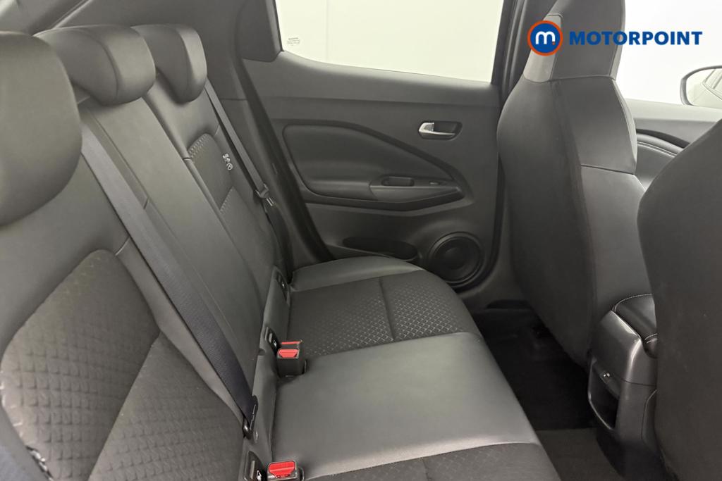 Nissan Juke N-Connecta Automatic Petrol SUV - Stock Number (1565000) - 6th supplementary image