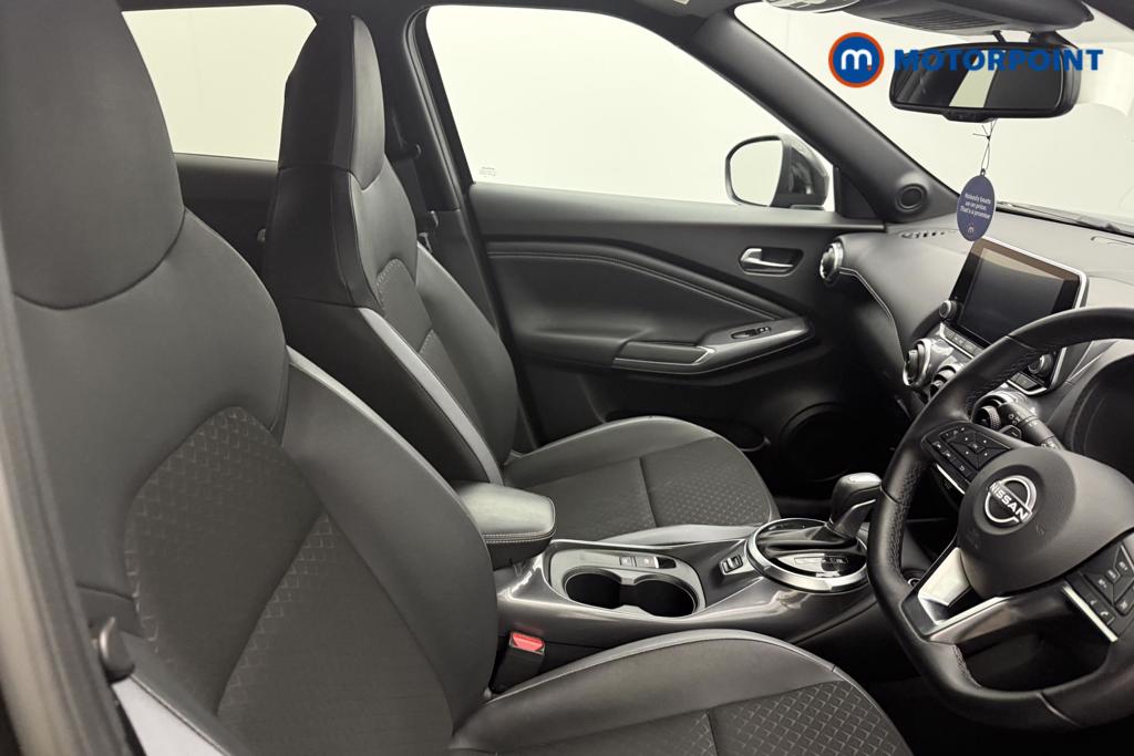 Nissan Juke N-Connecta Automatic Petrol SUV - Stock Number (1565000) - 10th supplementary image