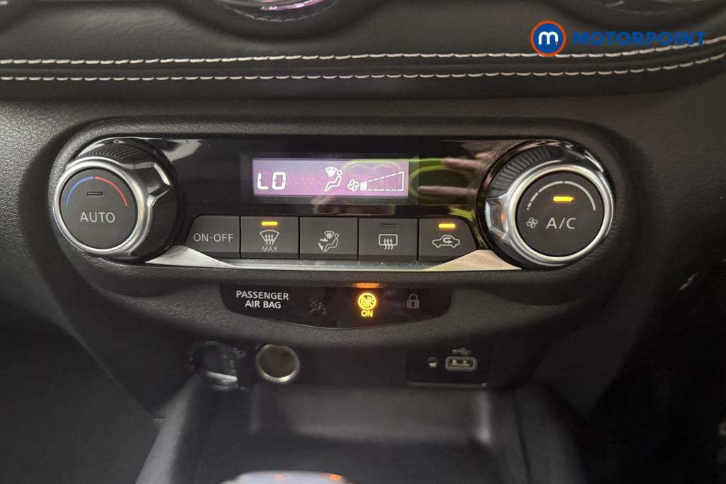 Nissan Juke N-Connecta Automatic Petrol SUV - Stock Number (1565000) - 14th supplementary image