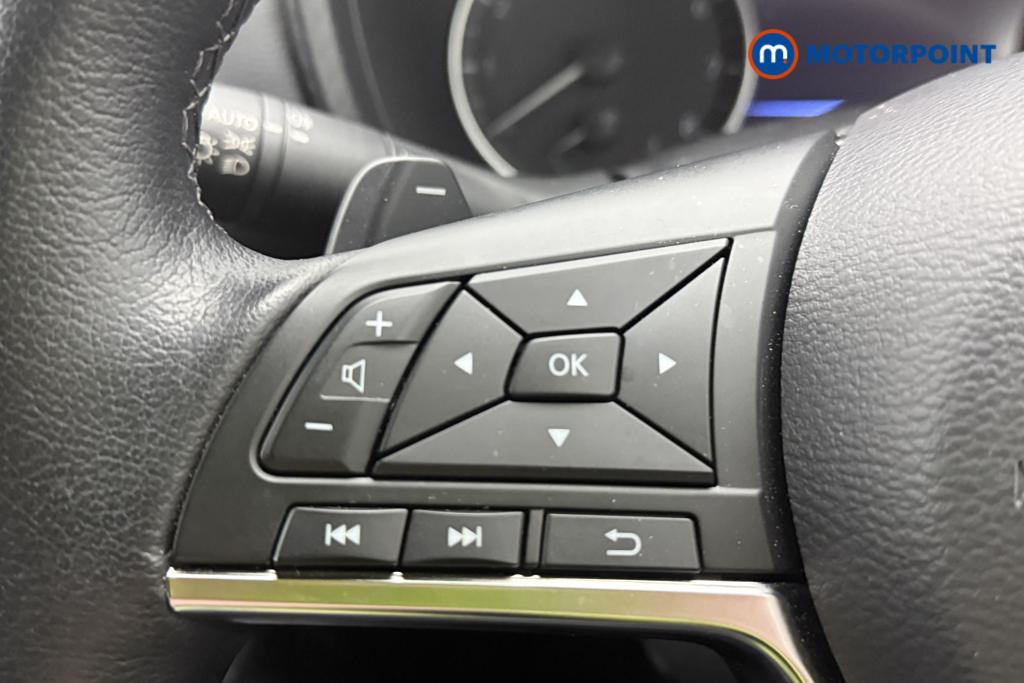 Nissan Juke N-Connecta Automatic Petrol SUV - Stock Number (1565000) - 18th supplementary image