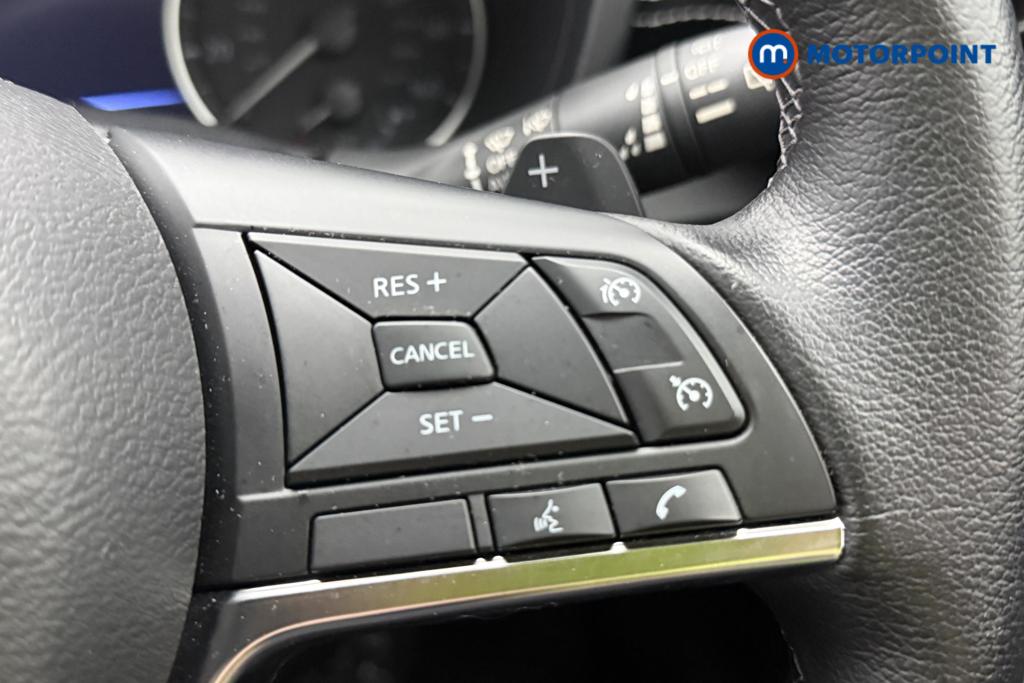 Nissan Juke N-Connecta Automatic Petrol SUV - Stock Number (1565000) - 19th supplementary image