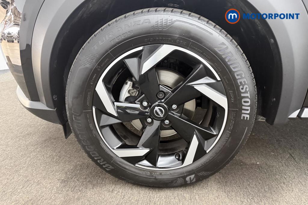 Nissan Juke N-Connecta Automatic Petrol SUV - Stock Number (1565000) - 24th supplementary image