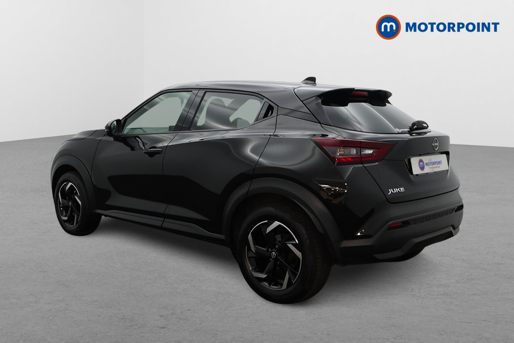Nissan Juke N-Connecta Automatic Petrol SUV - Stock Number (1565000) - Passenger side rear corner