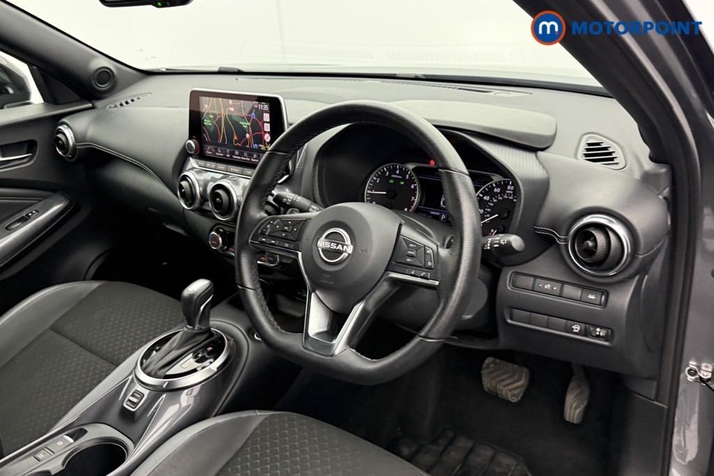 Nissan Juke N-Connecta Automatic Petrol SUV - Stock Number (1565008) - 4th supplementary image