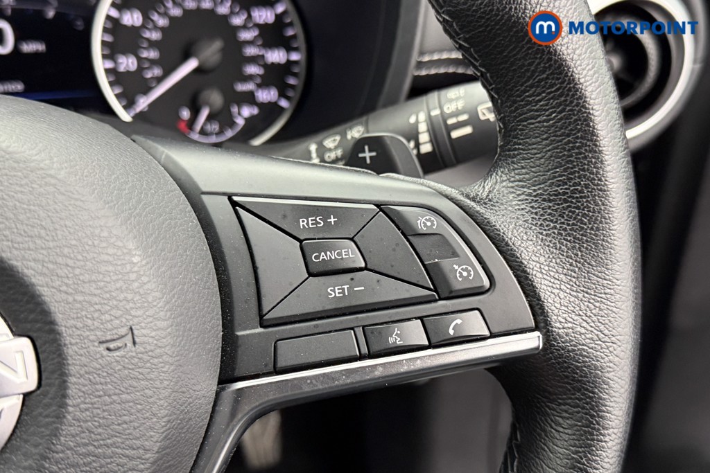 Nissan Juke N-Connecta Automatic Petrol SUV - Stock Number (1565008) - 14th supplementary image